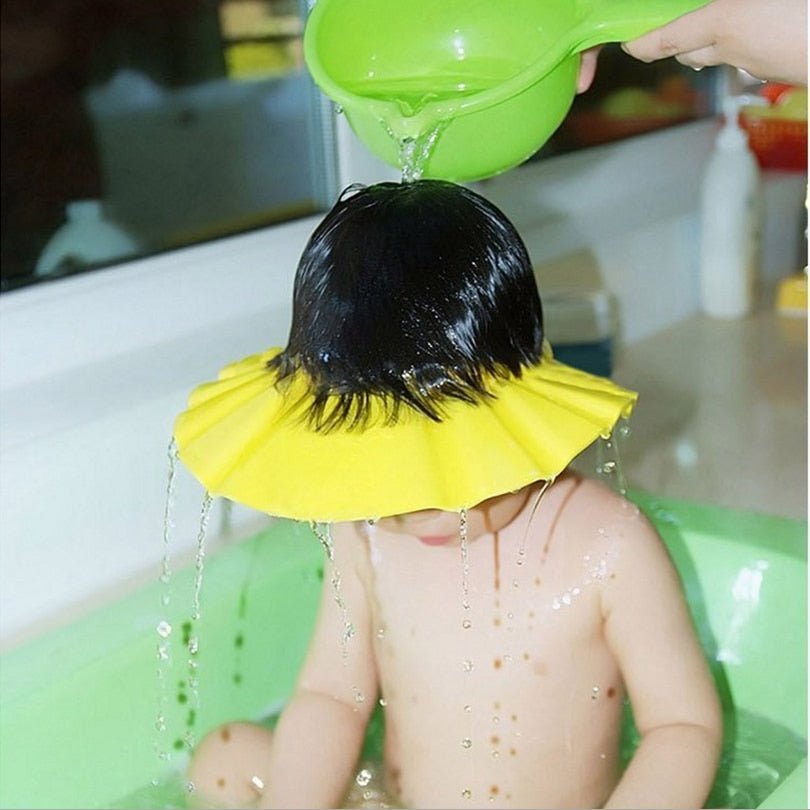 Visière chapeau pour douche bébé I ShampooCap™ - Bébé en croissance